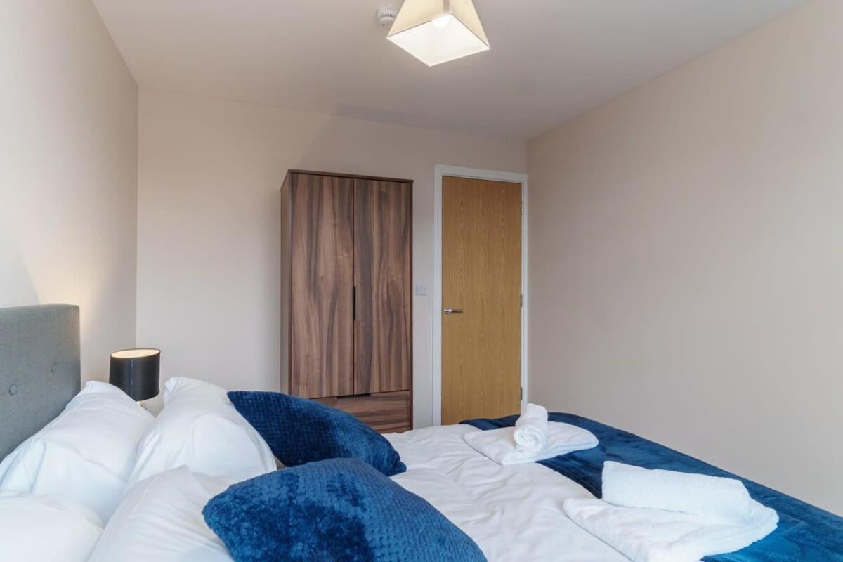 Bright 2 Bed Apartment Manchester - Sleeps 4 Exterior foto