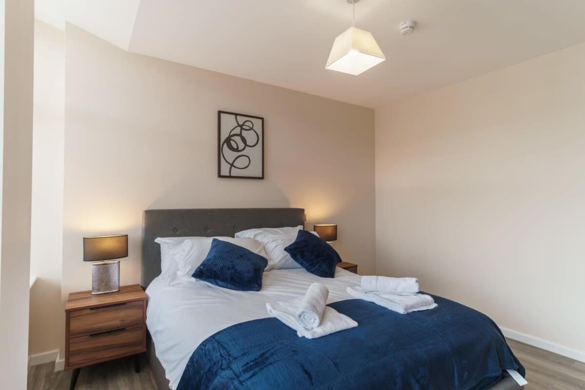 Bright 2 Bed Apartment Manchester - Sleeps 4 Exterior foto